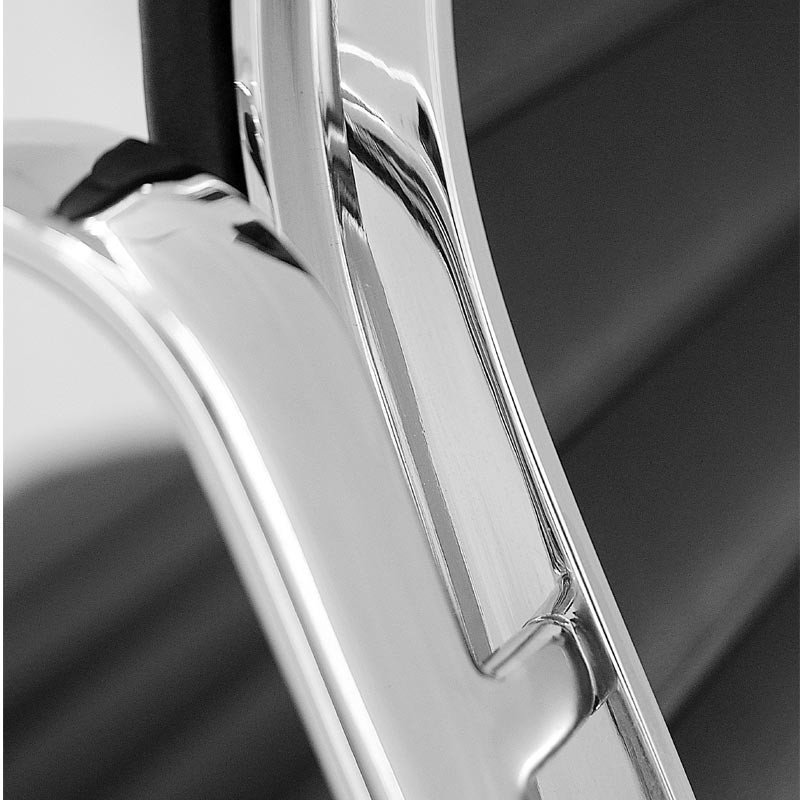 EAMS High Back Swivel Office Chair with Armrest Replica FO903S