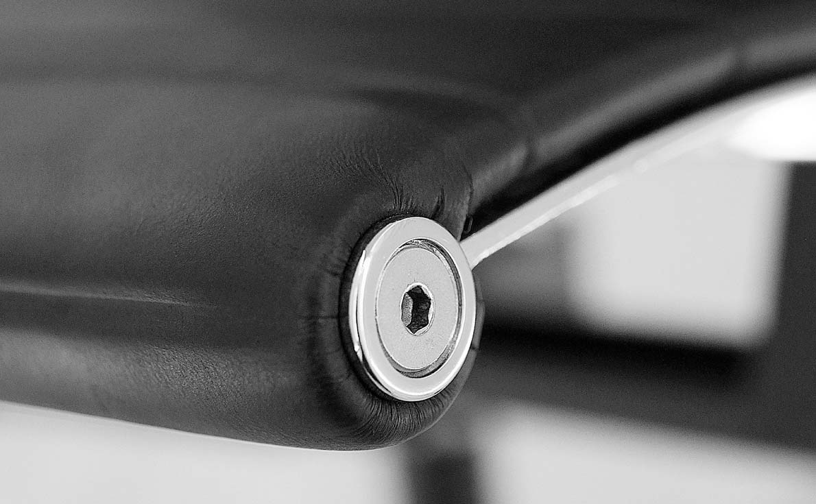 Fuleague eames replica high back office chair of high quality and comfortable for home, restaurant and hotel