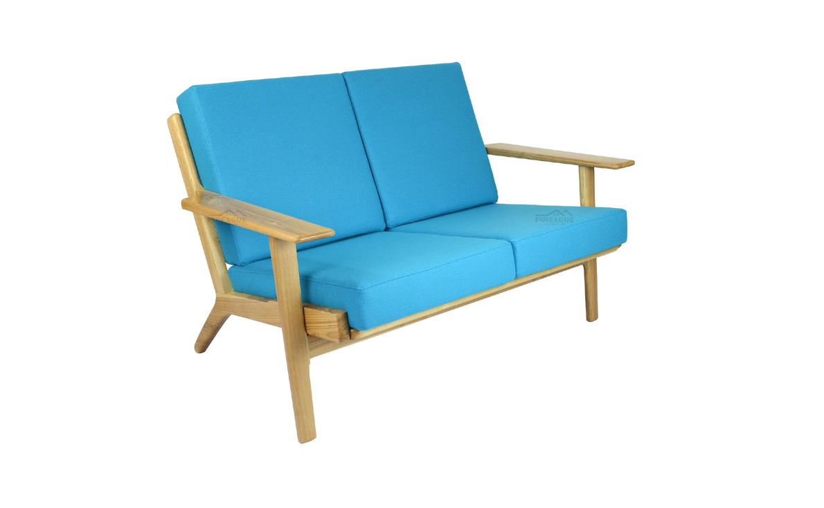 Fuleague hans wegner sofa replica high quality and comfortable for home, restaurant and hotel
