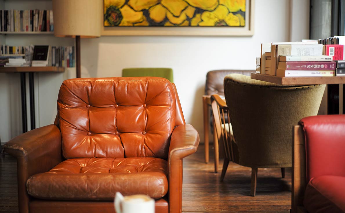 Characteristics and Maintenance Methods of Leather Sofa