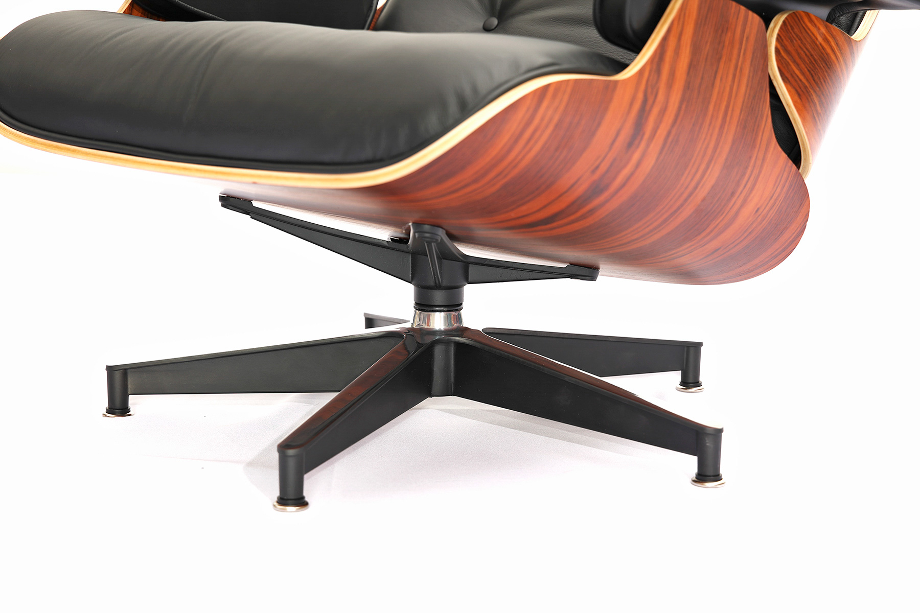 base of charles lounge chair