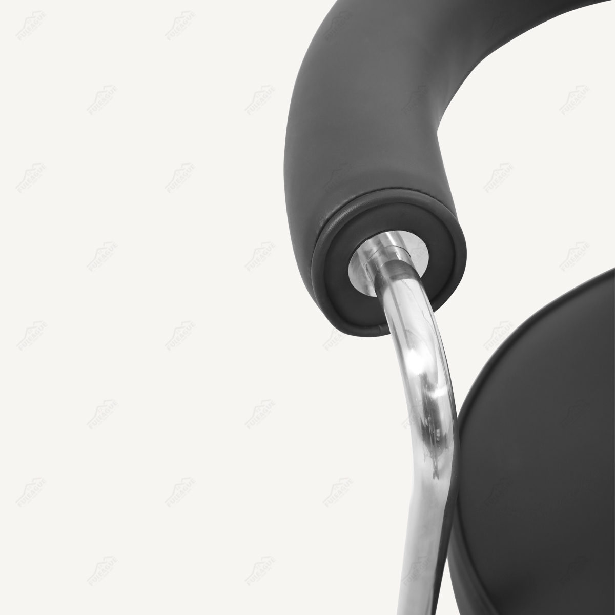 Charlotte Perriand Swivel LC7 Chair Replica In Full Aniline Grain Leather FA385-ANL