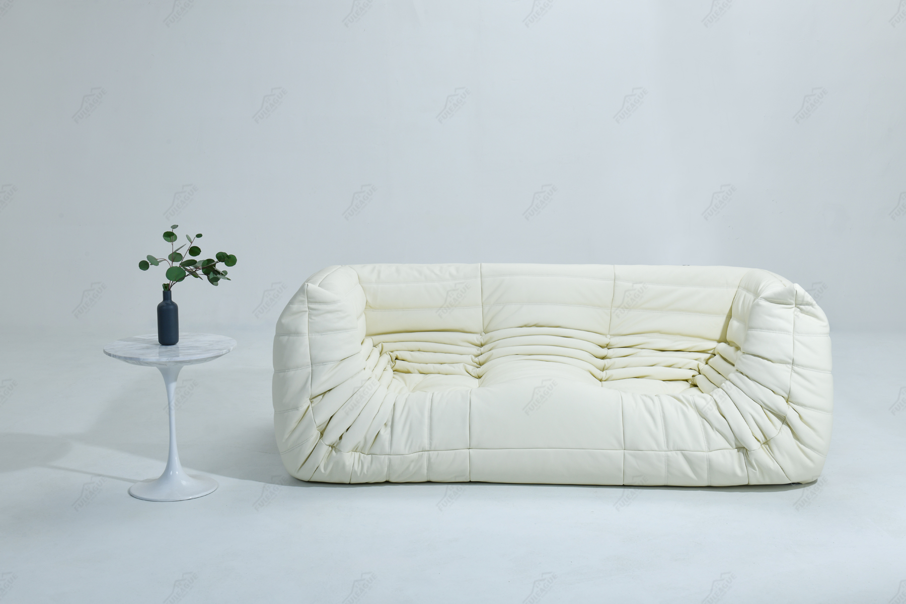 Fuleague Ducaroy sofa with arms high quality and comfortable for home, restaurant and hotel