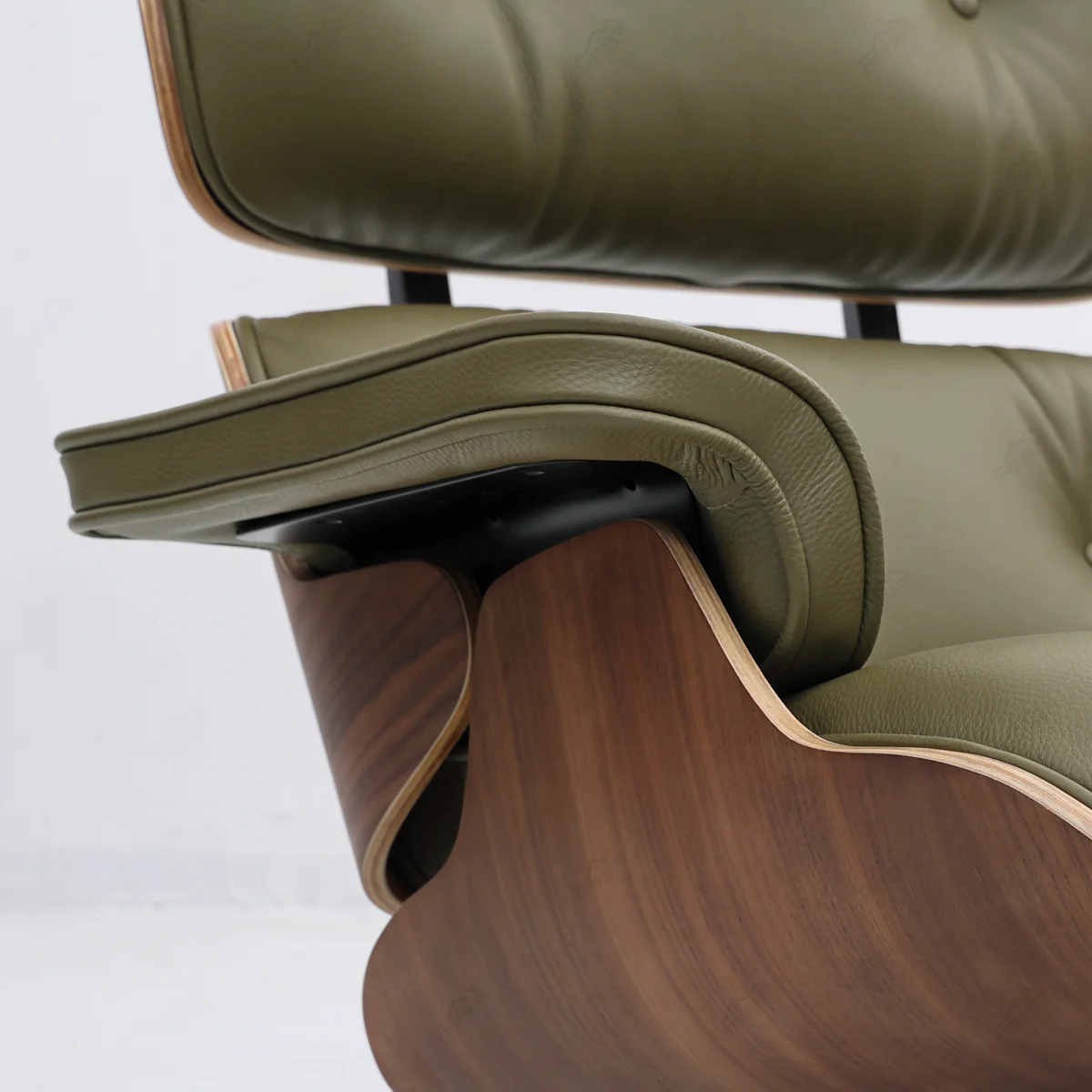 EAMS Lounge Chair and Ottoman in Top Grain Leather FA331-ITL