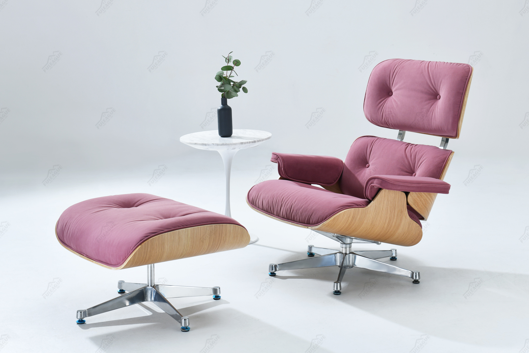 eames lounge chair replica in lilac velvet fabric and oak wood 