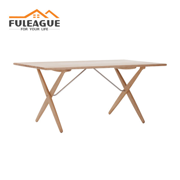 Fuleague PP85 Wood dining table in nature color
