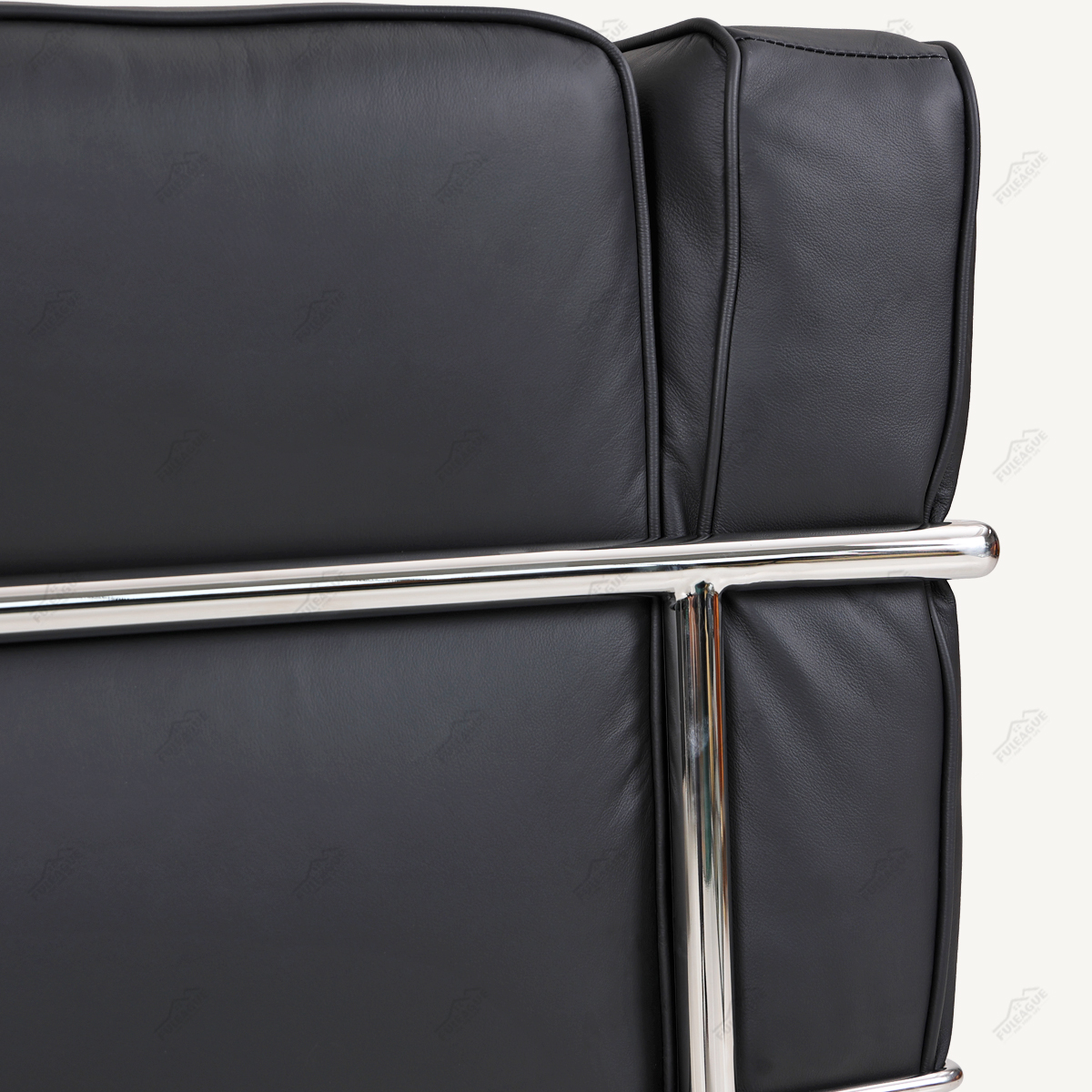 Le Corbusier LC3 Armchair Replica in Genuine Leather FA336-1S-L