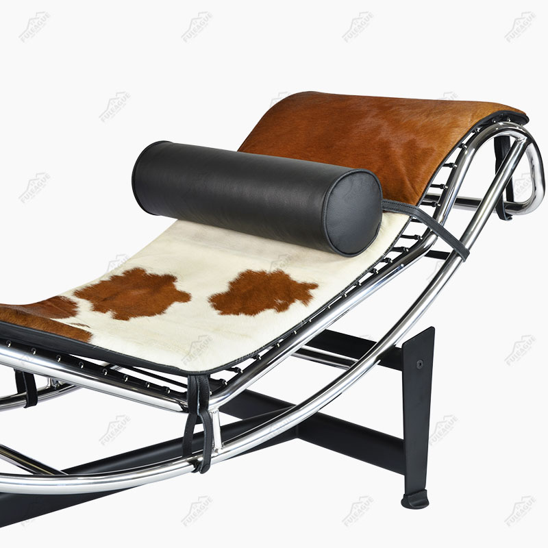 Le Corbusier LC4 Pony Chaise Lounge Replica FA016 in Cow Skin Leather