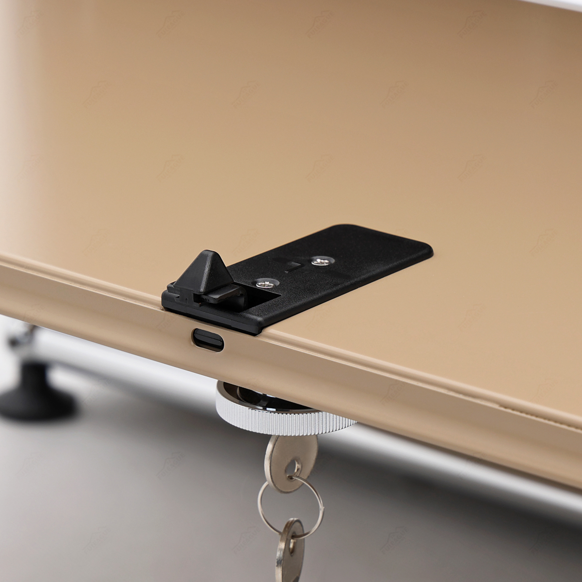 Metal Storage Cabinet FT091