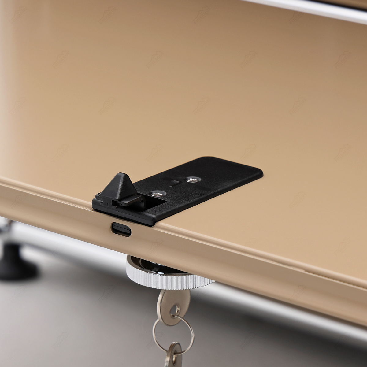 Modern Metal Storage Cabinet FT090