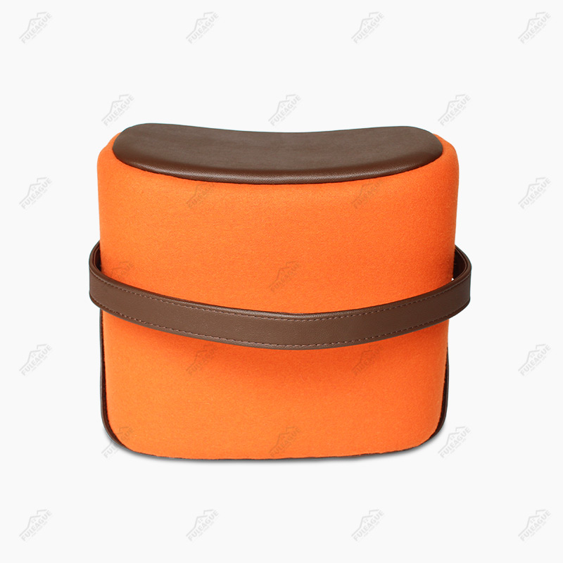 Portable Saddle Stool Replica Ottomans Footstool FA192